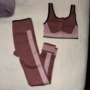Fabletics Maroon Small Set